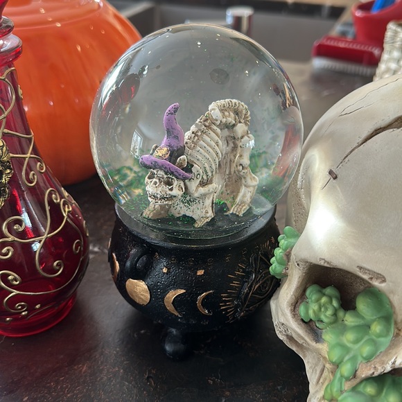 Room decor bundle - Picture 3 of 6